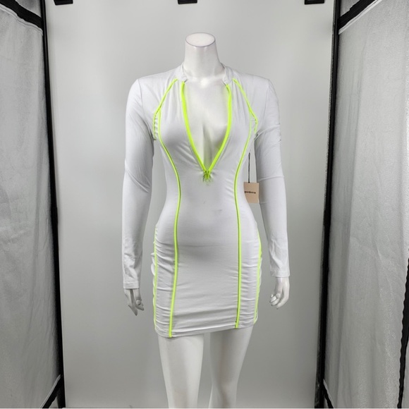 NWT Superdown x Revolve Marina Zip Front Dress in White and Neon green - Picture 5 of 8